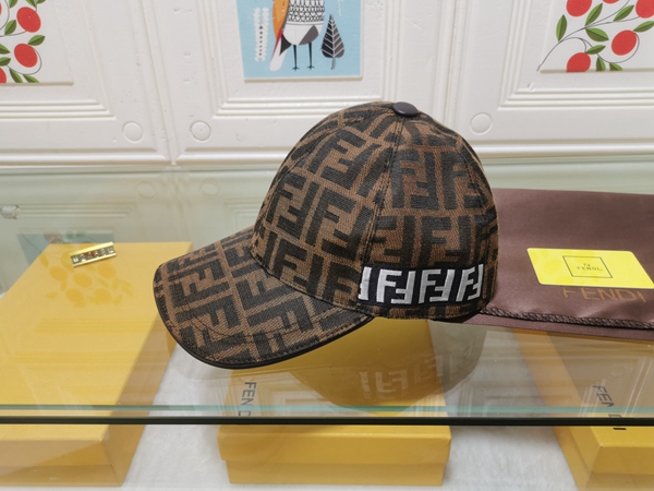 ブランド帽子正面デザイン